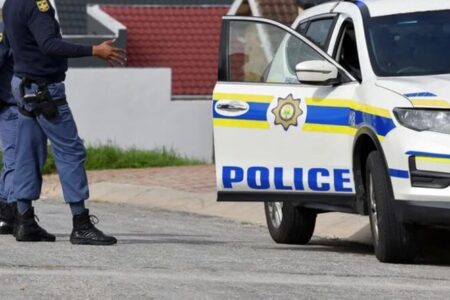 بیش از ۲۰ کشته و زخمی در تیراندازی به عابران در آفریقای جنوبی