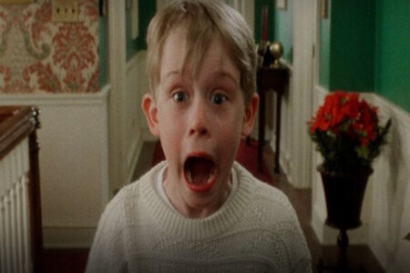 تماشای «تنها در خانه» در شب‌های زمستانی شبکه نمایش