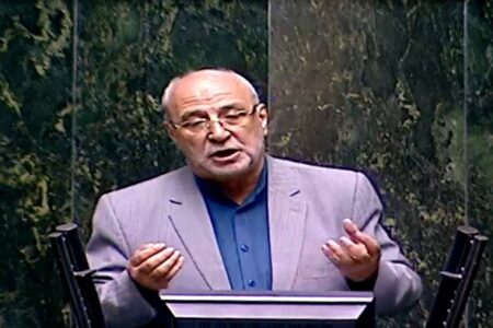 حاجی دلیگانی: کاهش بودجه فرهنگ، پایه‌های توسعه را تهدید می‌کند