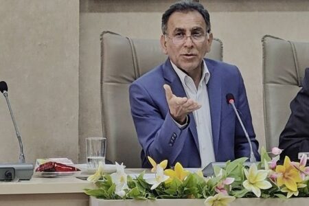 رئیس‌جمهور و وزرا را با واقعیت‌های لرستان آشنا کنیم