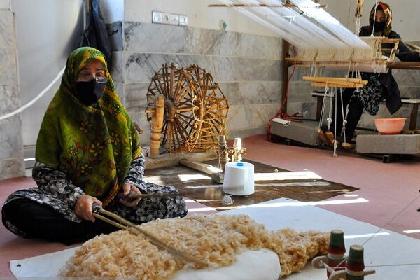 راز پنبه قهوه‌ای خوسف؛ میراث ۵۰۰ ساله در دور باطل نخ ریسی گرفتار شد