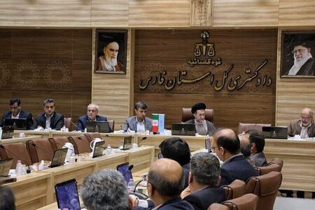 رجایی‌نسب: هم‌افزایی دستگاه‌ها شرط رفع موانع تولید است