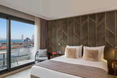 رزرو هتل اسپیناس پالاس تهران با بهترین قیمت در فلای‌تودی