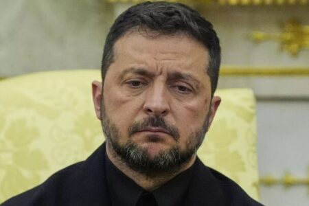 زلنسکی: با تمام ابعاد طرح آمریکا موافق نیستیم؛انتخابات برخط در اوکراین