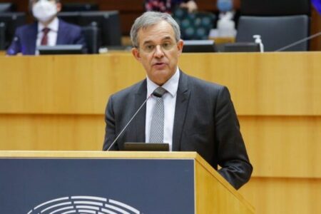 عضو پارلمان اروپا: پول کافی برای تأمین مالی اوکراین را نداریم