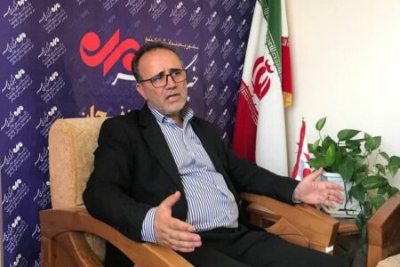 عقب‌نشینی دولت از فرهنگ، میدان را به جریان‌های ناسازگار می‌دهد