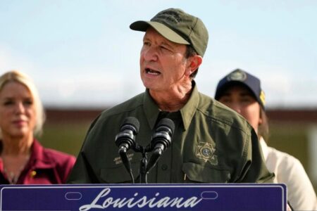 فرستاده ویژه ترامپ: گرینلند را بخشی از خاک آمریکا می‌کنم