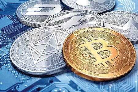 قیمت ارز‌های دیجیتال امروز یکشنبه ۷ دی ۱۴۰۴ / بیت‌کوین و اتریوم صعودی شدند