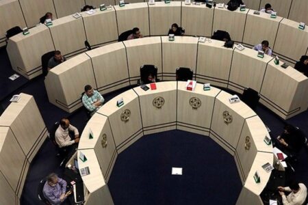 لزوم ارتقای پیوسته و مستمر اعتماد در بازار سرمایه