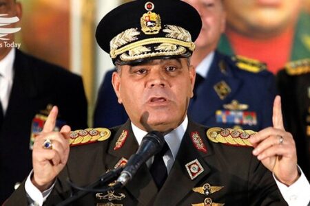 وزیر دفاع ونزوئلا: با قدرت از مرزهایمان دفاع می‌کنیم