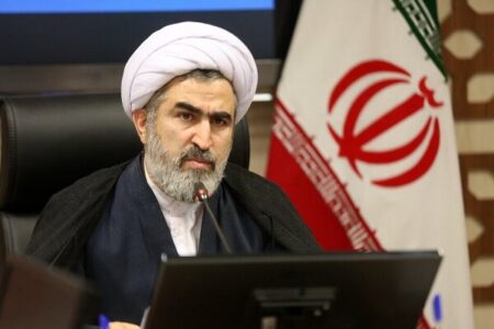 ۳۰۰ درس تفسیر و علوم قرآن در حوزه‌های علمیه تشکیل می‌شود