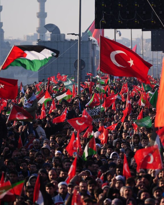 تظاهرات گسترده مردم ترکیه در حمایت از ملت غزه+ تصاویر