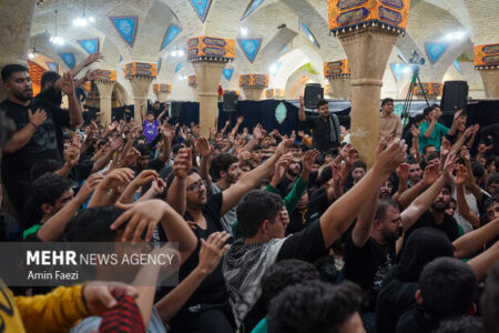 شیراز پایتخت بزرگترین اعتکاف نوجوانان و جوانان ایران اسلامی