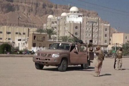 مخالفت مزدوران امارات با عقب‌نشینی از حضرموت و المهره