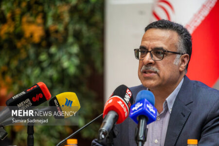 نقشه راه مشاور وزیر علوم برای کارآمدسازی اجلاس دانشگاه‌های غرب کشور